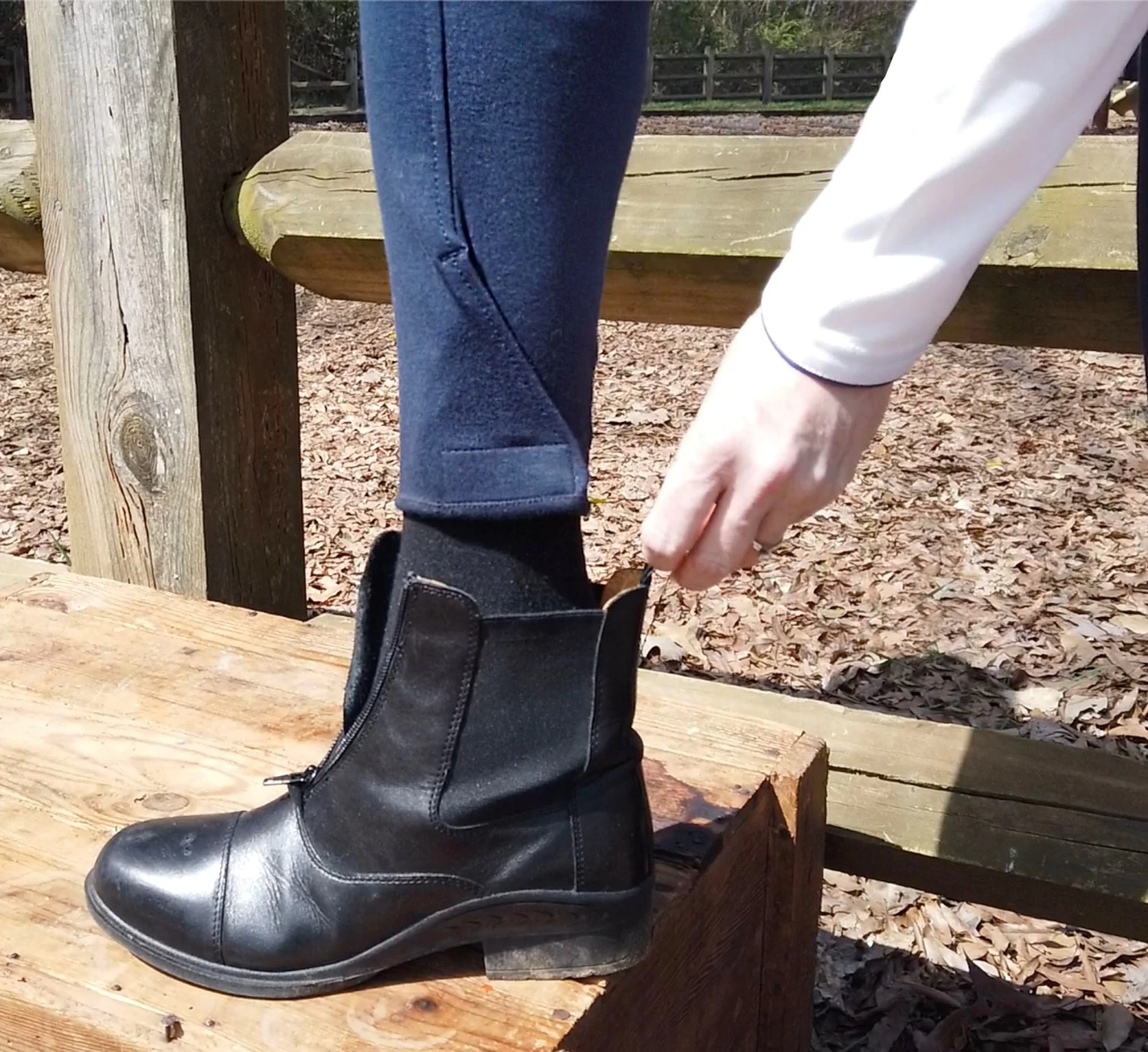 BasEQ Amy Women's Self Knee Patch Classic Equestrian Riding Breeches 14 BasEQ Amy Women's Self Knee Patch Classic Equestrian Riding Breeches - Image 12